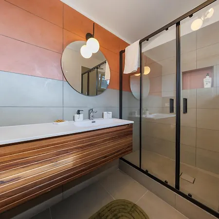 Exclusive Spaccanapoli Penthouse-terrace With Lift By Houseinnaples *