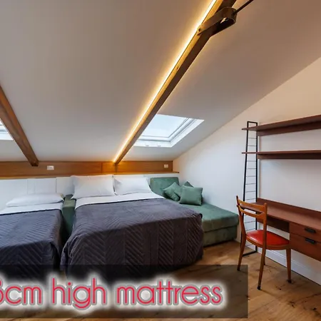Exclusive Spaccanapoli Penthouse-terrace With Lift By Houseinnaples נאפולי